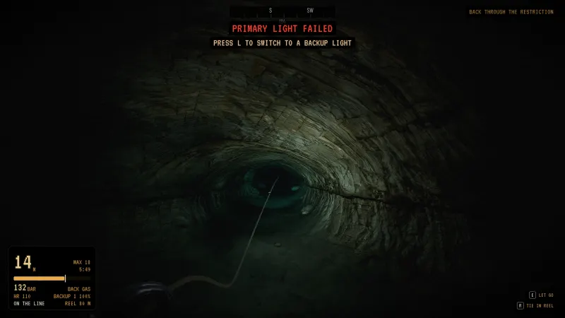 Primary light failed warning in a dark tube